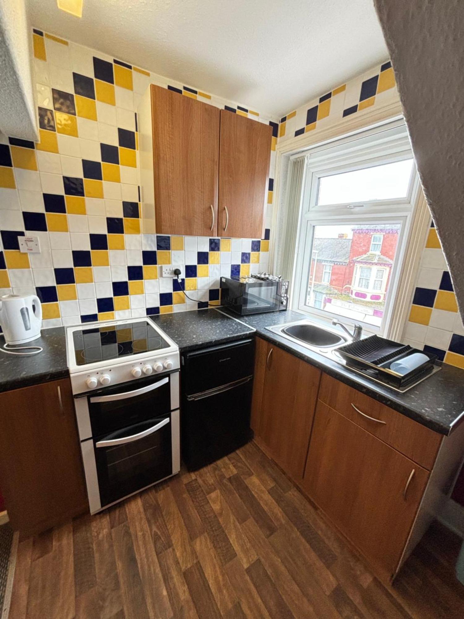 Lindisfarne Holiday Apartments - Families & Couples Only Blackpool Bagian luar foto